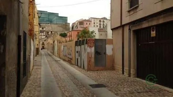Spot image