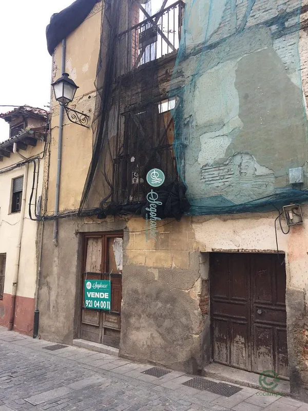 Spot image