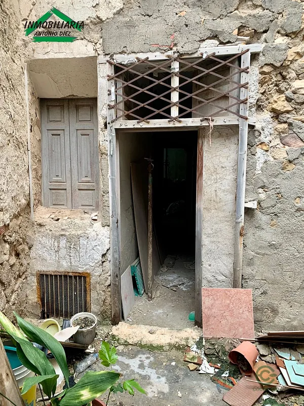 Spot image