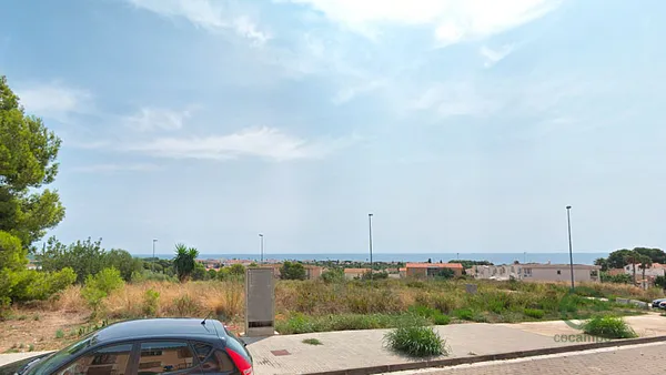 Spot image