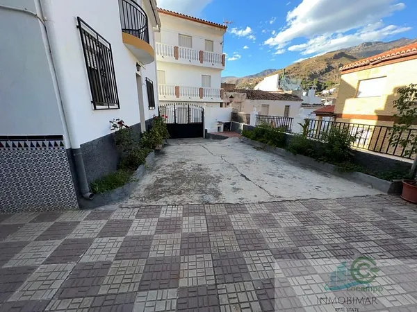 Spot image