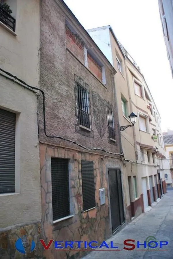 Spot image